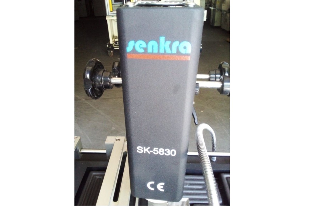 ESTAÇÃO DE RETRABALHO BGA SENKRA SK-5830 ZM150950 220V 60HZ 