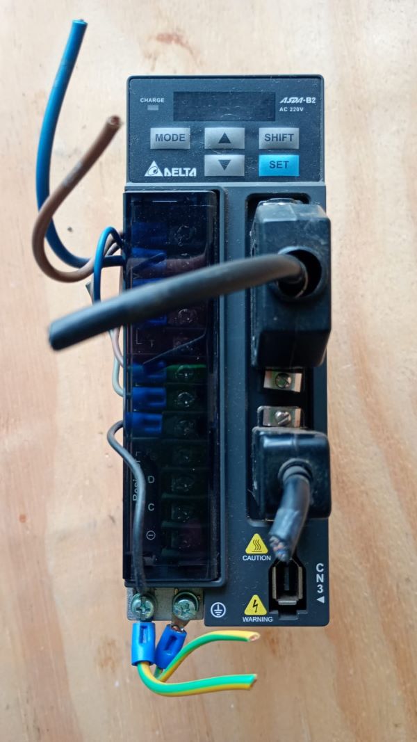 SERVO DRIVE DELTA ASD-B2-0121-B 200~230V 100W AC 