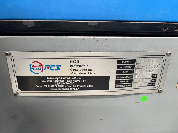 INJETORA HORIZONTAL HIDRÁULICA 320T FCS FD-320 2008 COM ROBO E ESTEIRA 