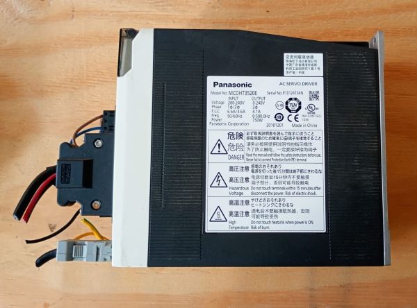 SERVO DRIVE PANASONIC MCDHT3520E 200~240V 750W 