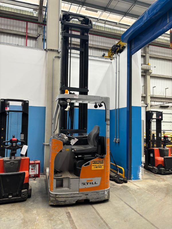 EMPILHADEIRA ELÉTRICA STILL FMX17 2020 341930X03224 48V CAPACIDADE DE CARGA: 1700KG 