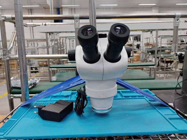 MICROSCOPIO TRINOCULAR DIGILAB DI-106TS 