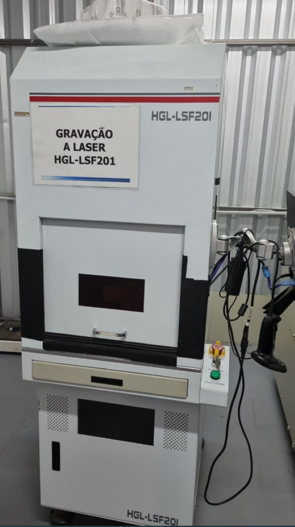 GRAVADORA À LASER WUHAN HUAGONG HGL-LSF20I 2014 2G14410S AC220V 