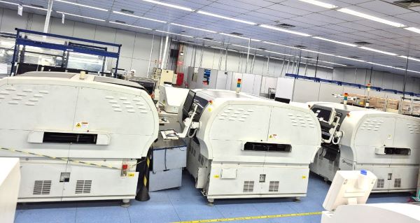 PICK AND PLACE FLEXIVEL UNIVERSAL GENESIS GX-11 49402505 18.000 CPH, ACOMPANHA FEEDERS 