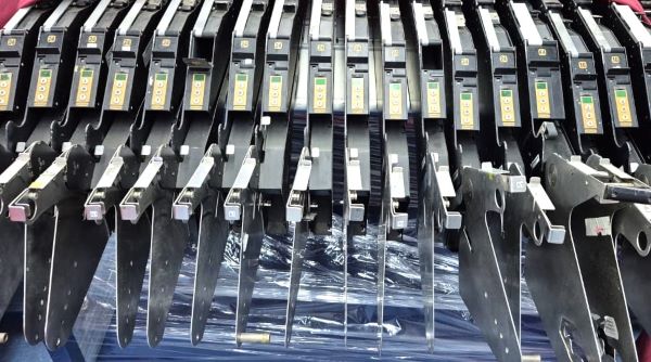 PICK AND PLACE FLEXIVEL UNIVERSAL GENESIS GX-11 49402505 18.000 CPH, ACOMPANHA FEEDERS 