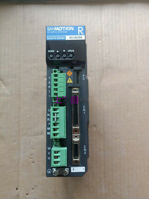 SERVO DRIVE SANYO DENKI RS1A03AAW AC SERVO DRIVE 