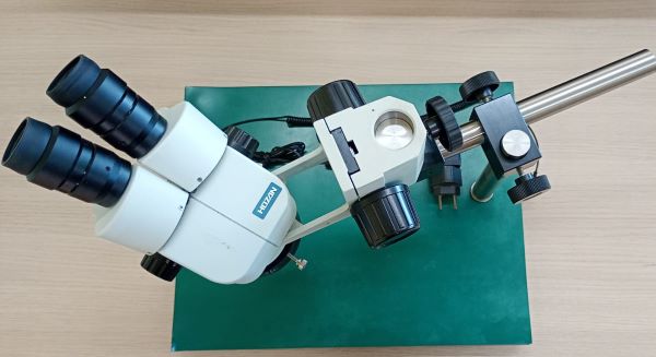 MICROSCOPIO DE INSPEÇÃO HOZAN L-711 12V 