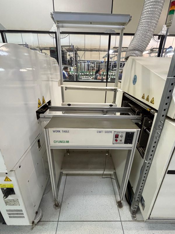 TRANSPORTADOR CONVEYOR GYUNGIM WORK TABLE 900YL NA 