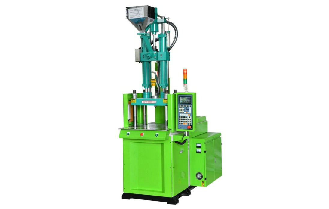 INJETORA VERTICAL 70T TW MACHINES TW-70T (STANDARD) NOVA 